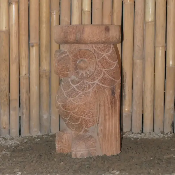 Product image 6 of the product “Owl Statue as Stool. From coconut palm 50cm Height. Approx. 25cm dia. ”
